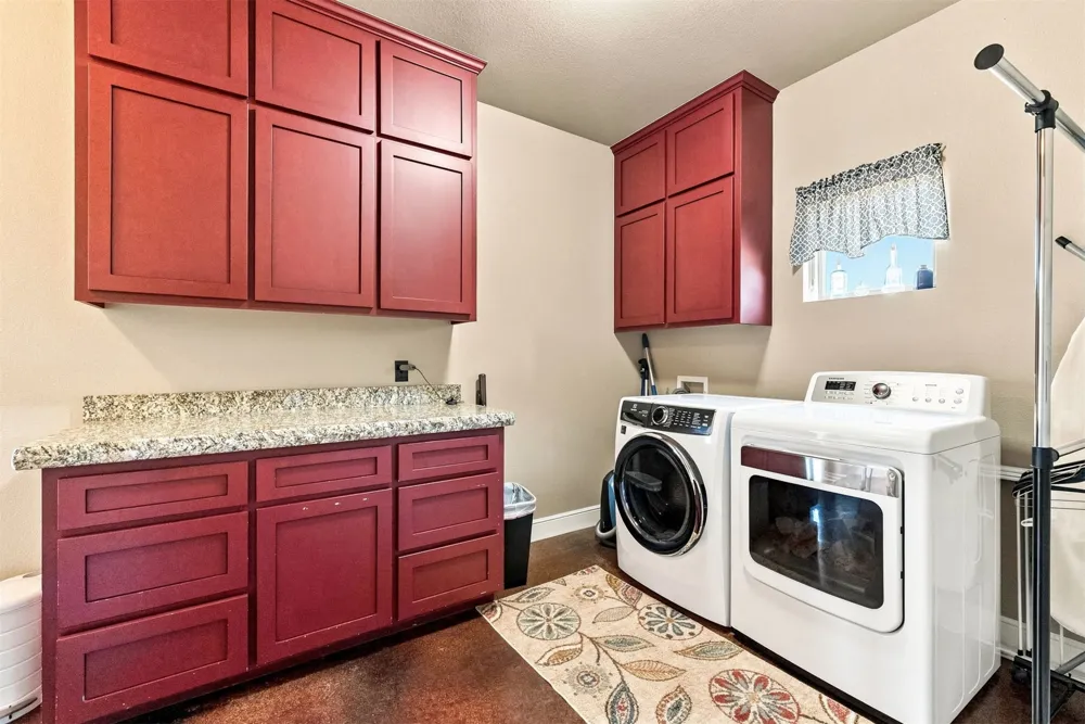10053 E 350 ROAD Talala, OK 74080