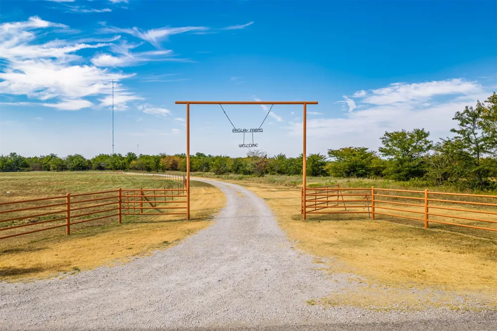 10053 E 350 ROAD Talala, OK 74080