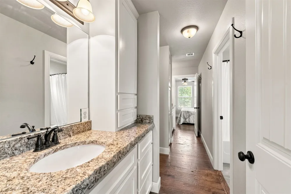 10053 E 350 ROAD Talala, OK 74080