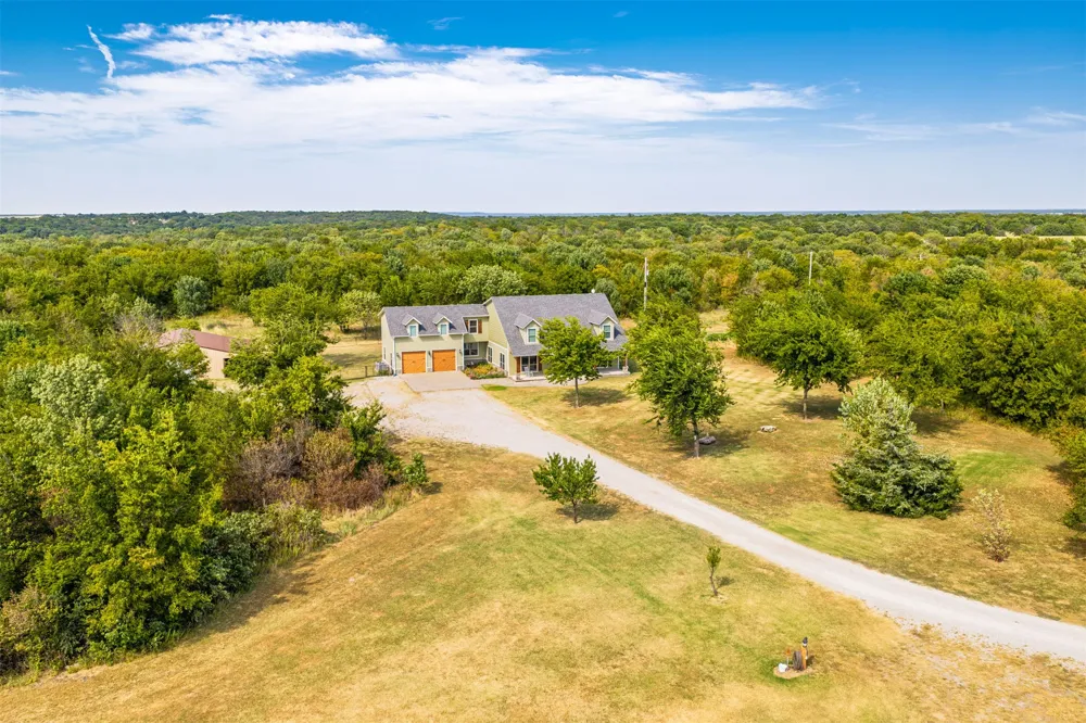 10053 E 350 ROAD Talala, OK 74080