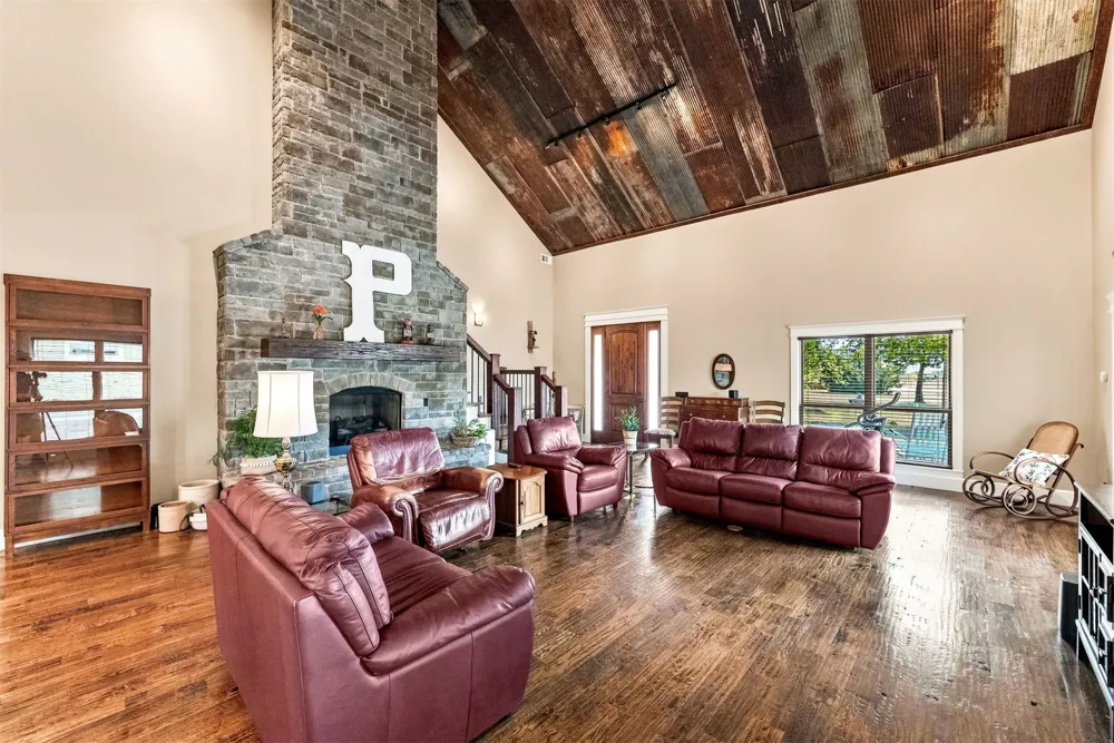 10053 E 350 ROAD Talala, OK 74080