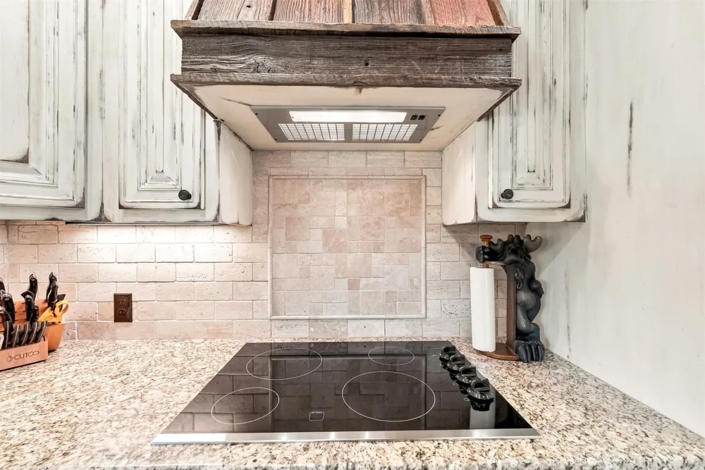 10053 E 350 ROAD Talala, OK 74080