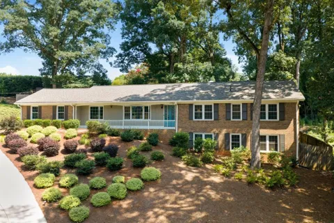 260 Abington Drive
