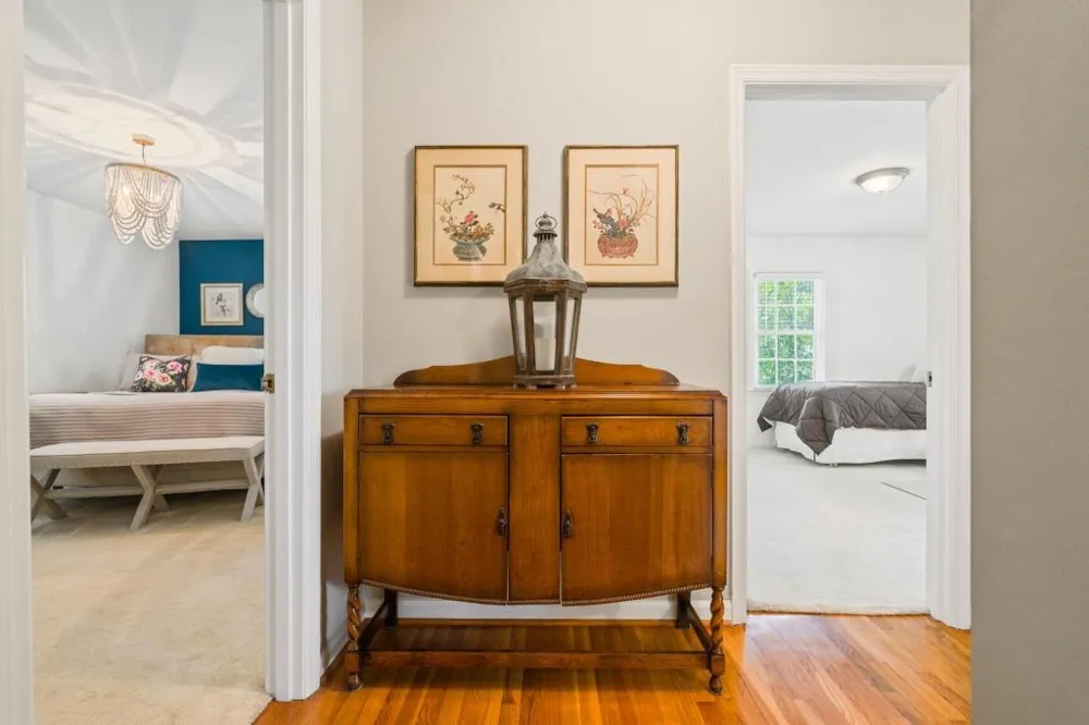 260 Abington Drive Sandy Springs, GA 30328