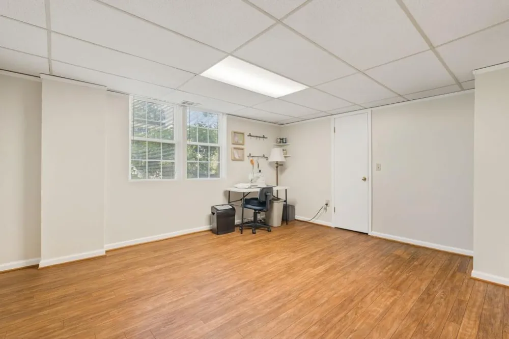 260 Abington Drive Sandy Springs, GA 30328
