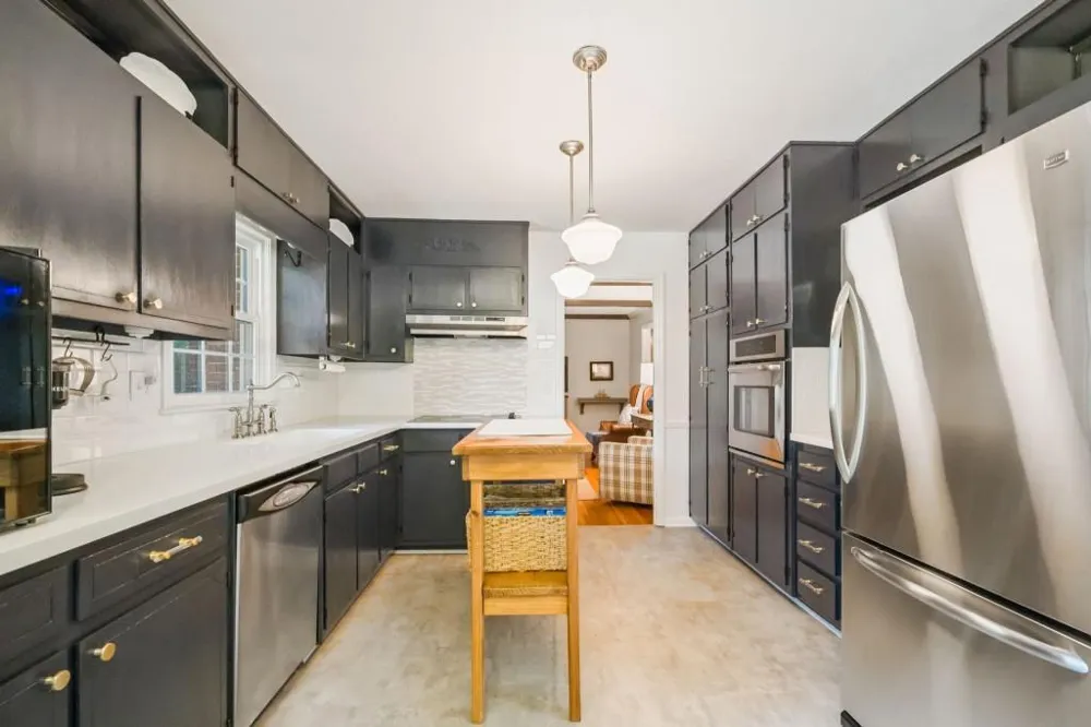 260 Abington Drive Sandy Springs, GA 30328