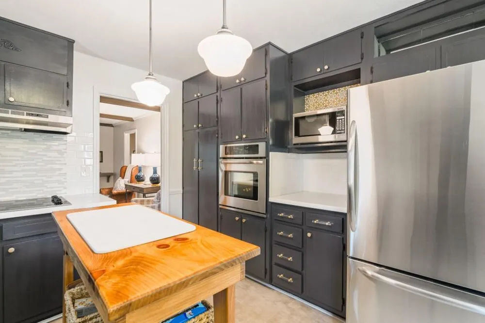 260 Abington Drive Sandy Springs, GA 30328