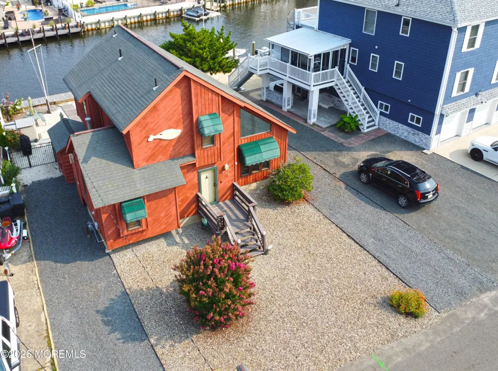 915 Meadow Lark Drive Lanoka Harbor, NJ 08734