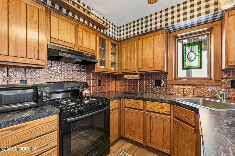 915 Meadow Lark Drive Lanoka Harbor, NJ 08734