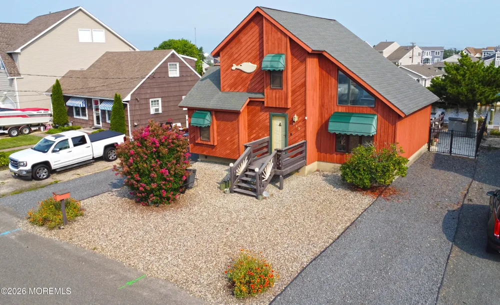 915 Meadow Lark Drive Lanoka Harbor, NJ 08734