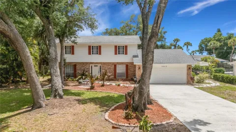 1603 PECAN STREET