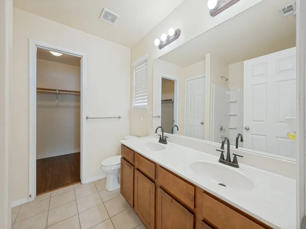 1281 Wysteria Lane Burleson, TX 76028