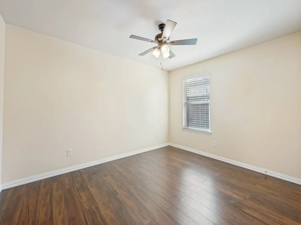 1281 Wysteria Lane Burleson, TX 76028