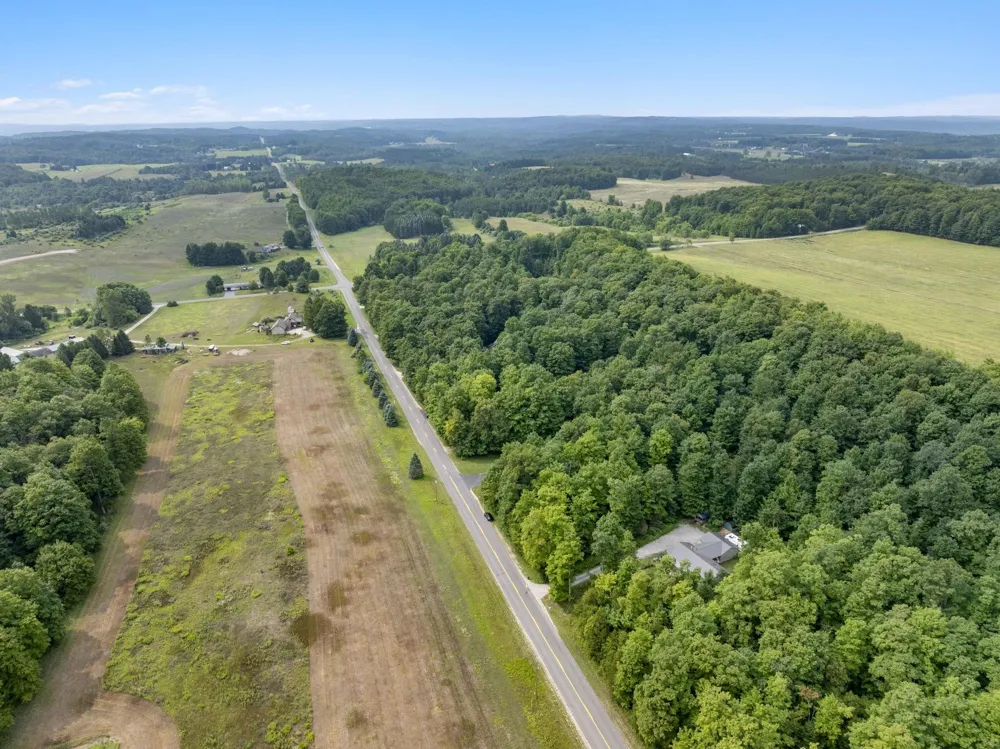 3652 S Schomberg Road Centerville Township, MI 49621