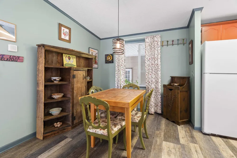 3652 S Schomberg Road Centerville Township, MI 49621