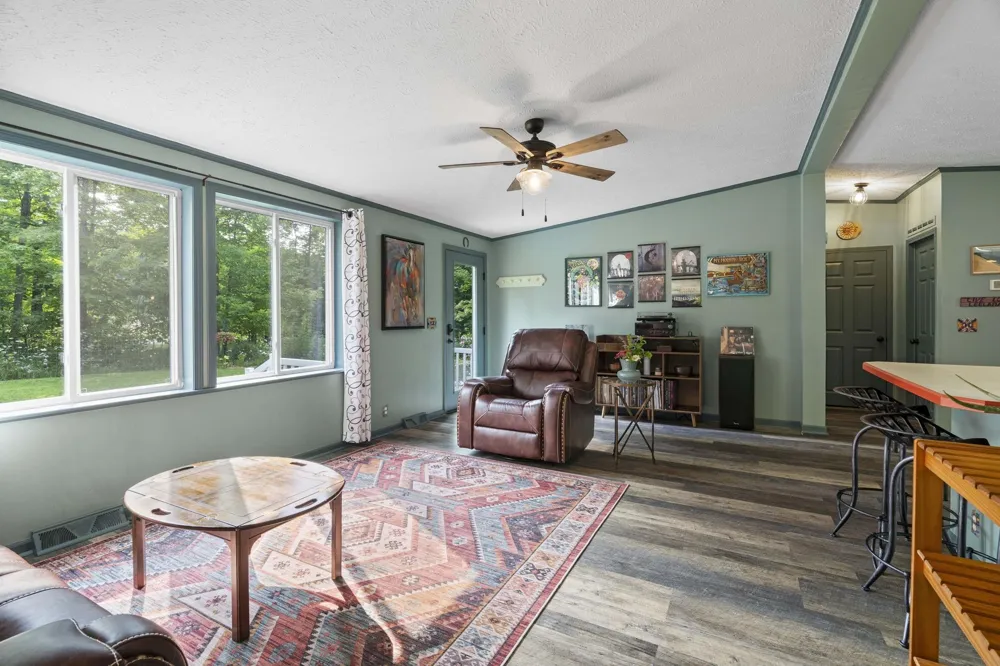 3652 S Schomberg Road Centerville Township, MI 49621