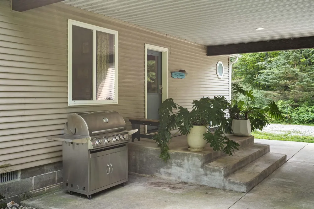 3652 S Schomberg Road Centerville Township, MI 49621