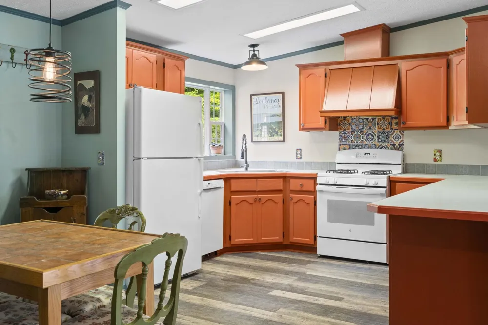 3652 S Schomberg Road Centerville Township, MI 49621
