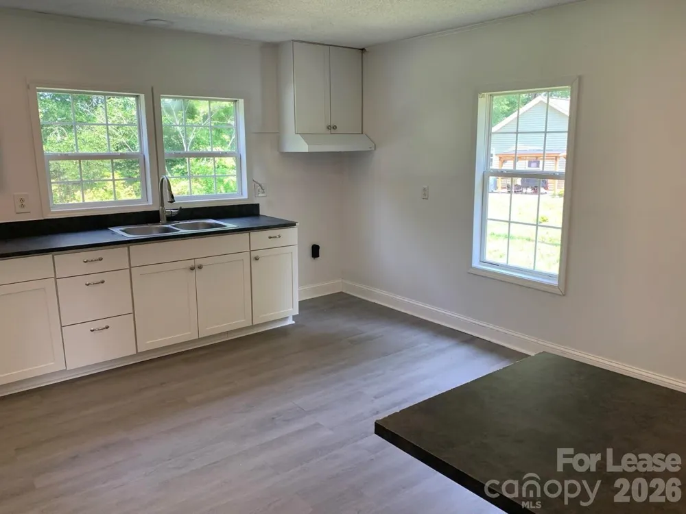 965 Ashby Street Kannapolis, NC 28081