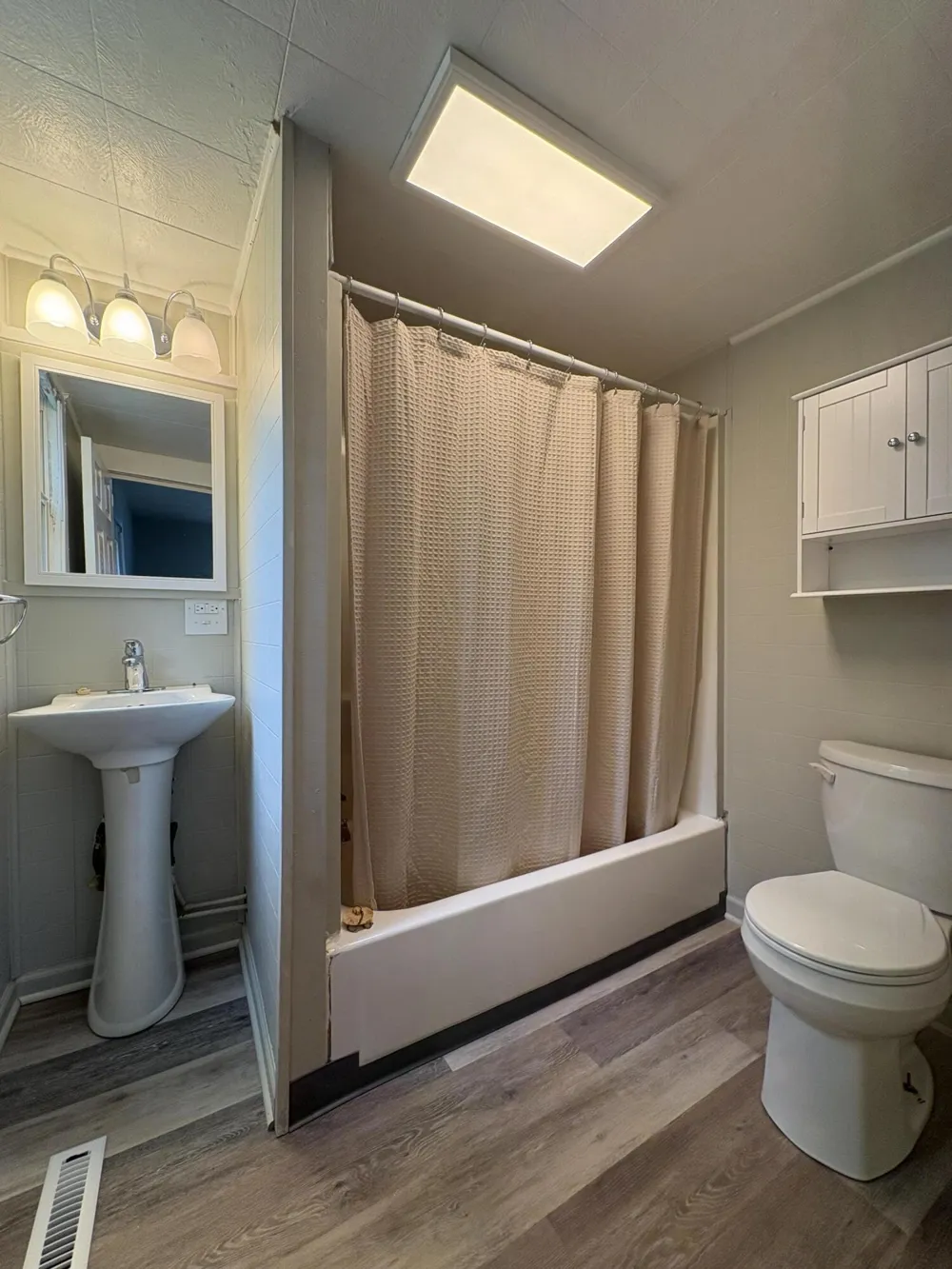 1025 Hamilton Avenue NW Grand Rapids City, MI 49504