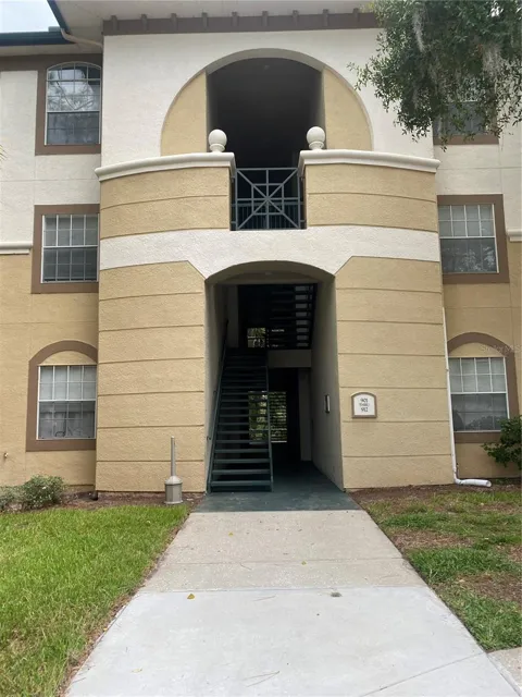 17110 CARRINGTON PARK DRIVE #830