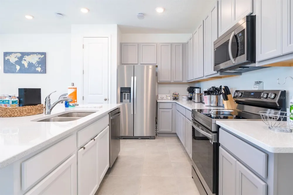 1029 PLANTATION LANE Davenport, FL 33896