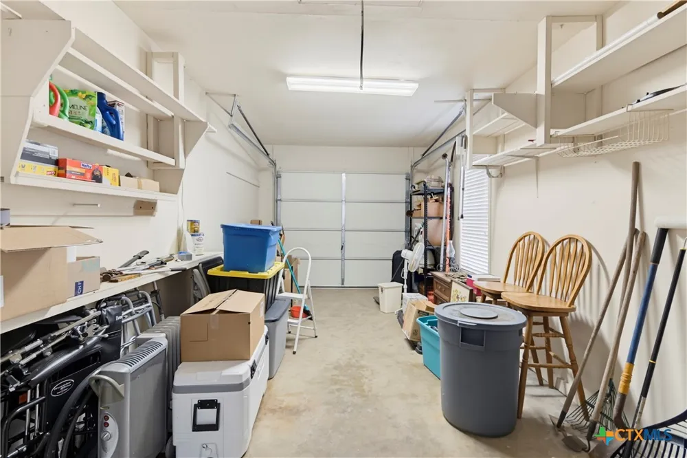 437 Wallace Street Seguin, TX 78155