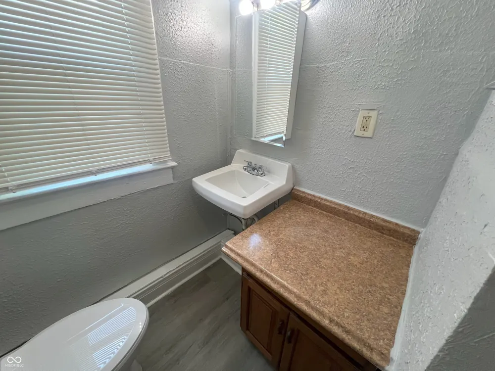 2106 Singleton Street Indianapolis, IN 46203