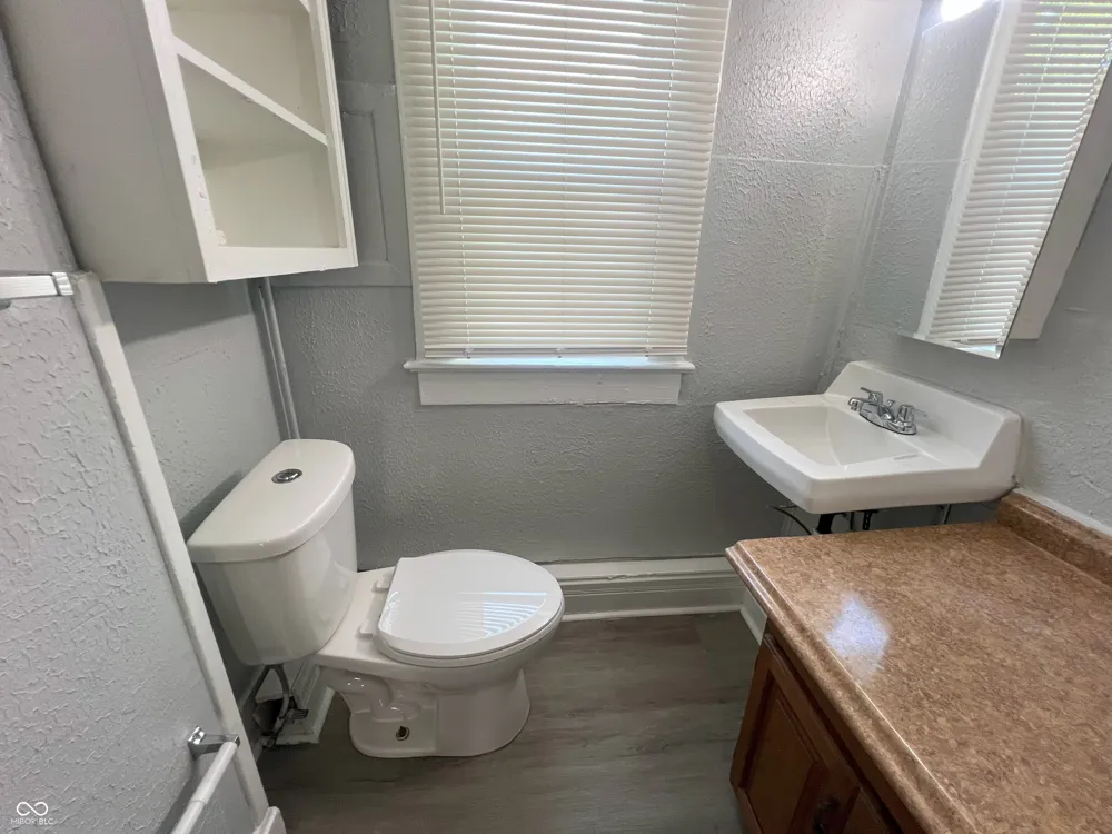 2106 Singleton Street Indianapolis, IN 46203