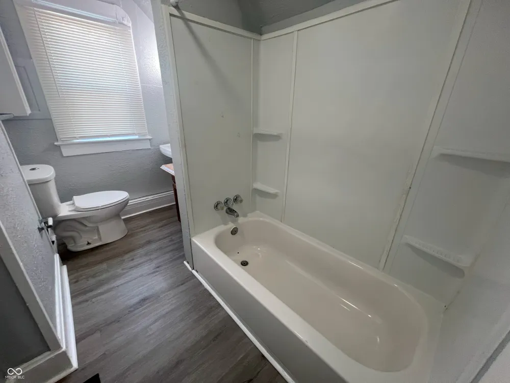 2106 Singleton Street Indianapolis, IN 46203