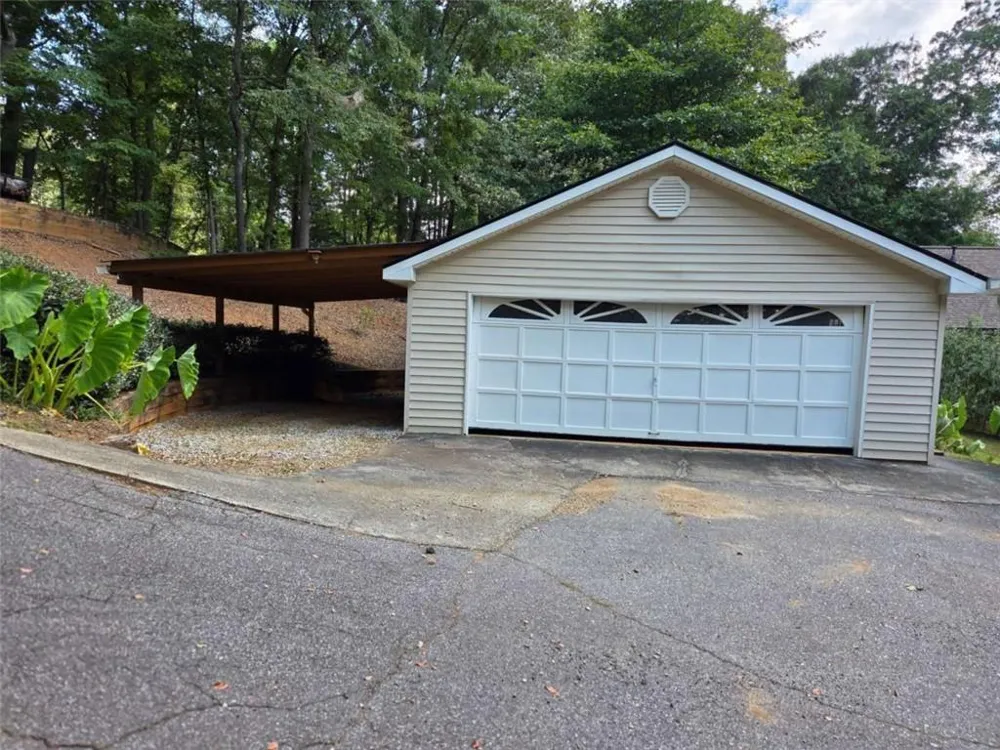 984 Overlook Drive Dawsonville, GA 30534