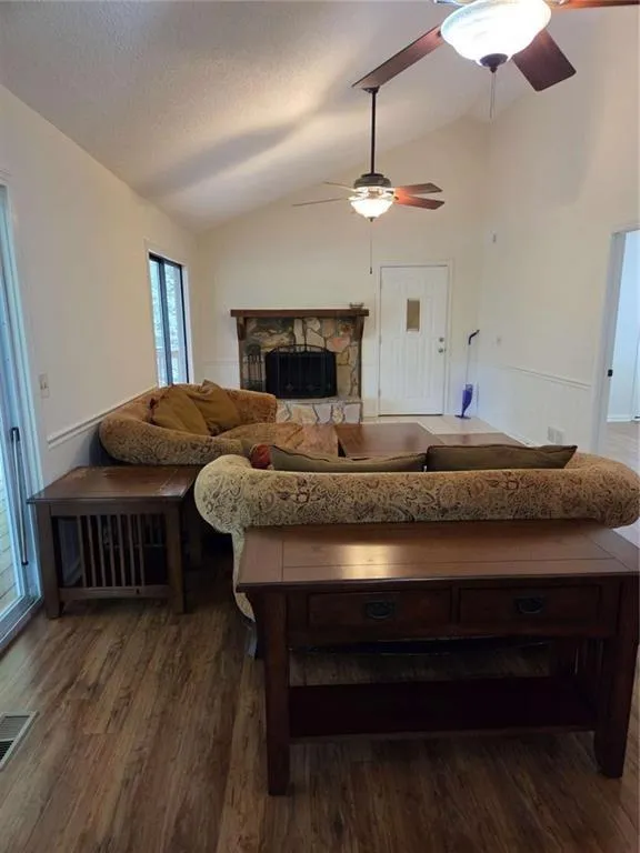 984 Overlook Drive Dawsonville, GA 30534
