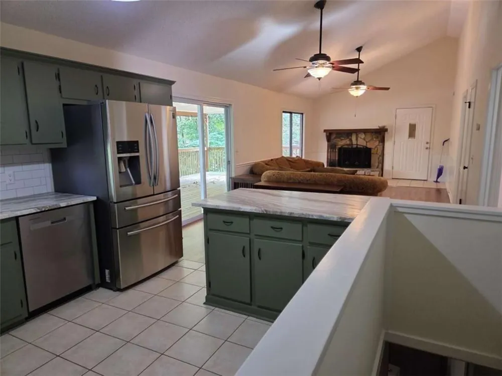 984 Overlook Drive Dawsonville, GA 30534
