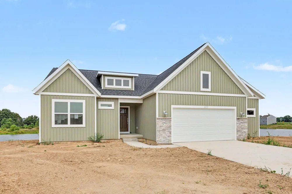 322 Blue Ash Lane Coopersville, MI 49404