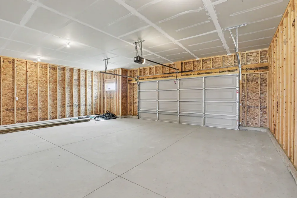 322 Blue Ash Lane Coopersville, MI 49404