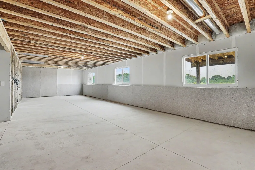 322 Blue Ash Lane Coopersville, MI 49404