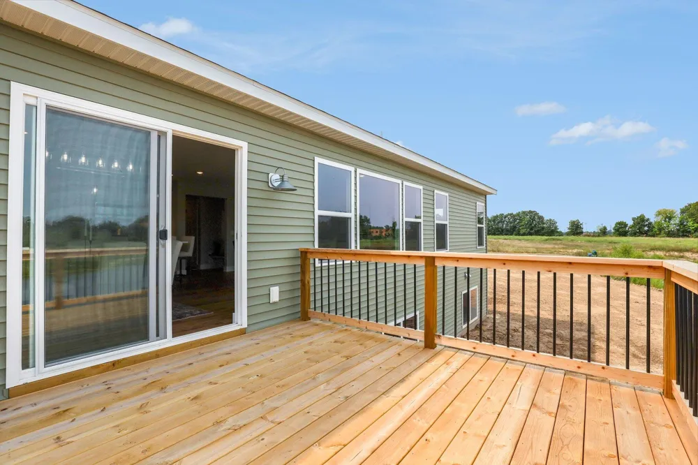 322 Blue Ash Lane Coopersville, MI 49404