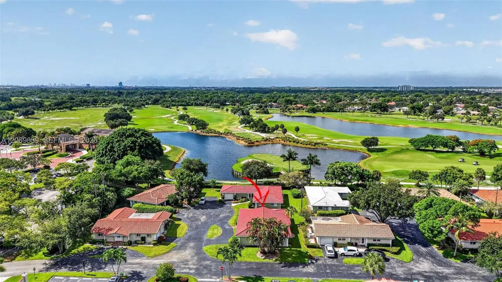 7118 E Tropical Way Plantation, FL 33317