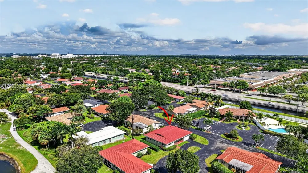 7118 E Tropical Way Plantation, FL 33317