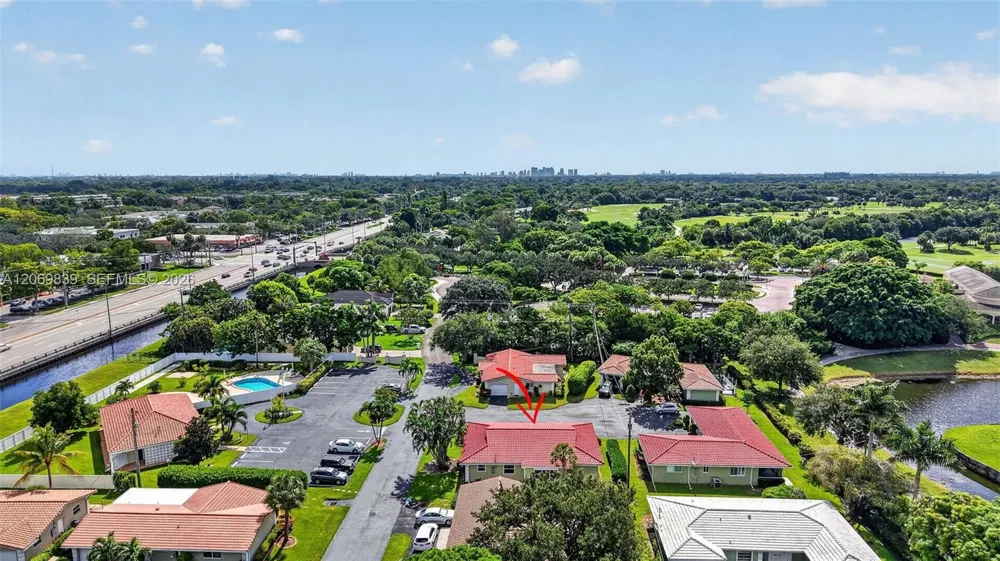 7118 E Tropical Way Plantation, FL 33317