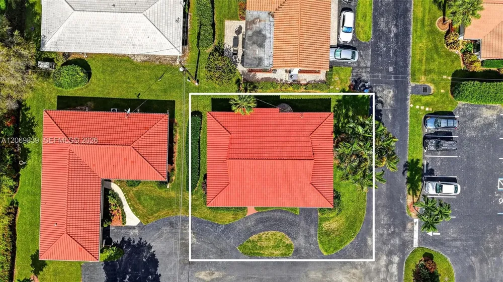 7118 E Tropical Way Plantation, FL 33317
