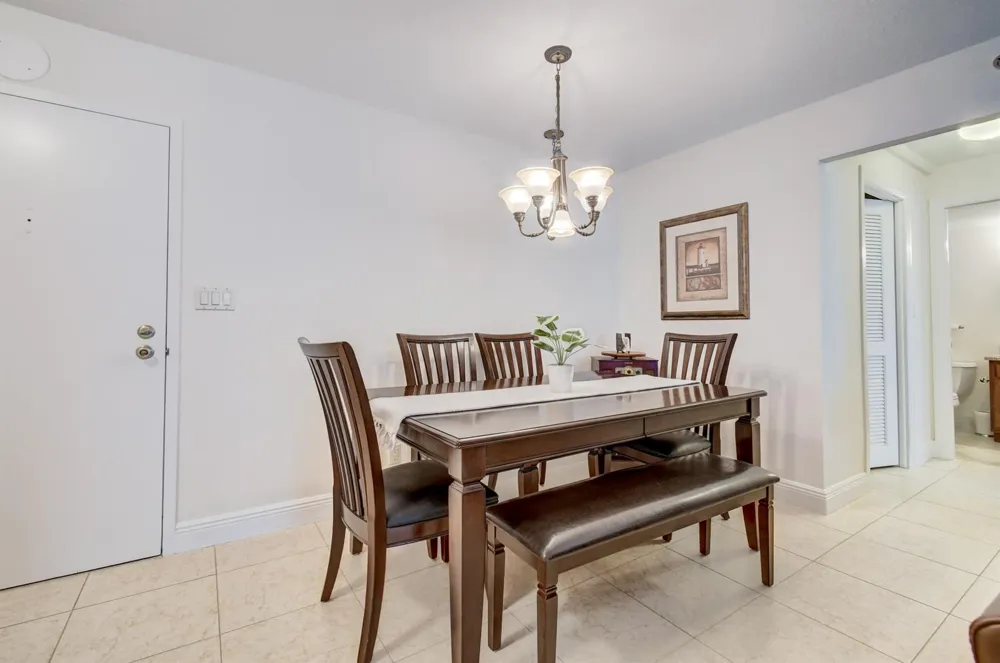 3221 S Ocean Boulevard #704 Highland Beach, FL 33487