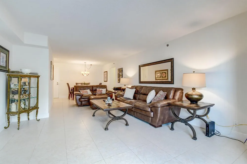 3221 S Ocean Boulevard #704 Highland Beach, FL 33487