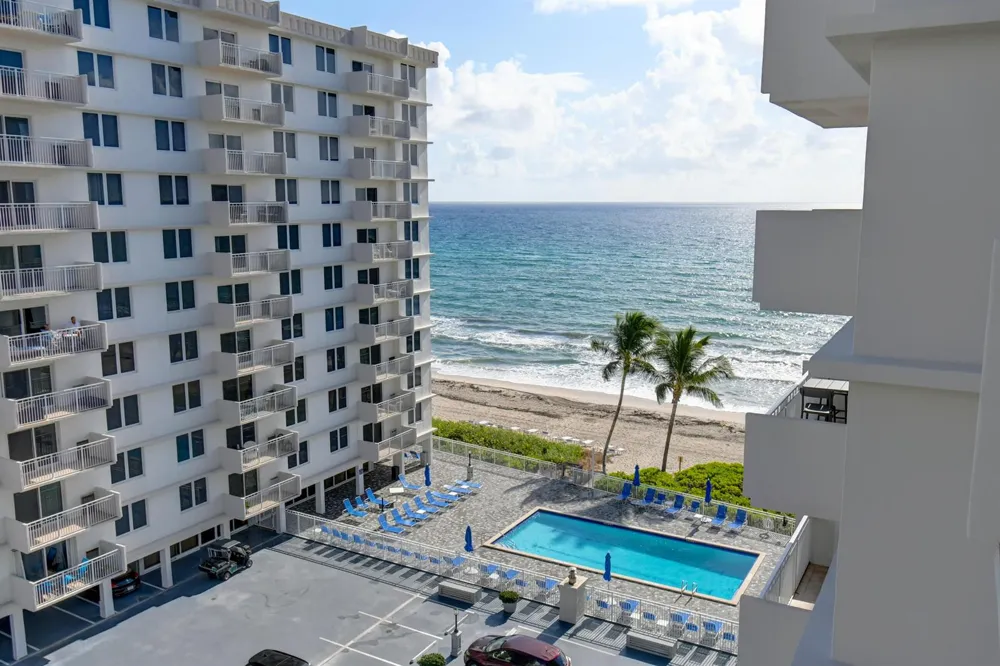 3221 S Ocean Boulevard #704 Highland Beach, FL 33487