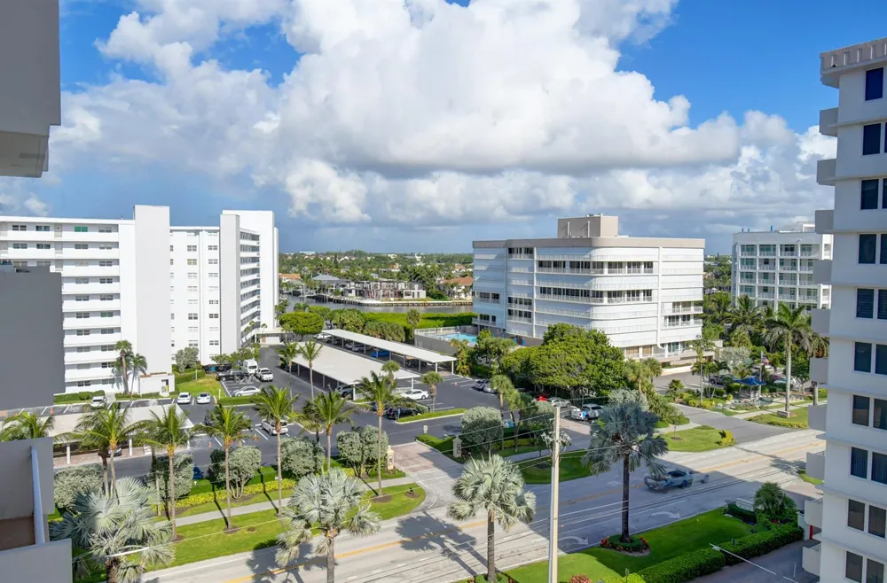 3221 S Ocean Boulevard #704 Highland Beach, FL 33487