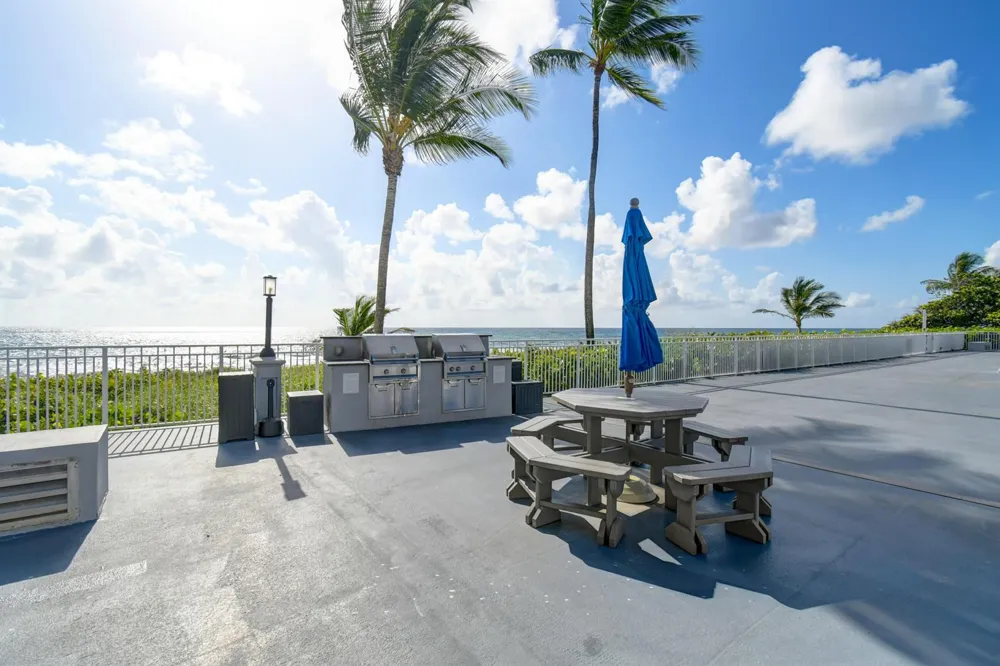 3221 S Ocean Boulevard #704 Highland Beach, FL 33487