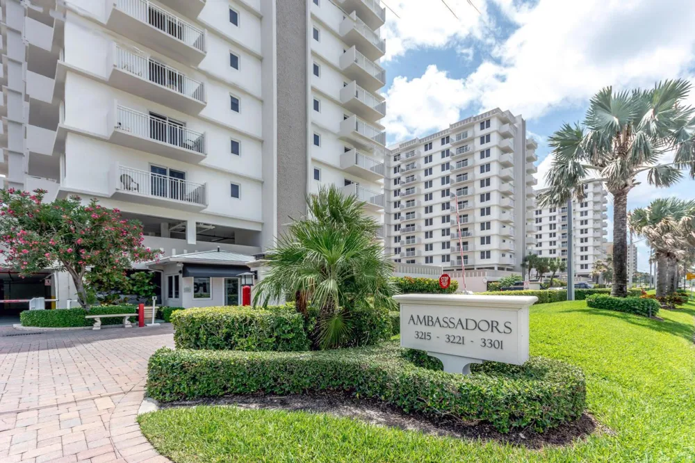 3221 S Ocean Boulevard #704 Highland Beach, FL 33487