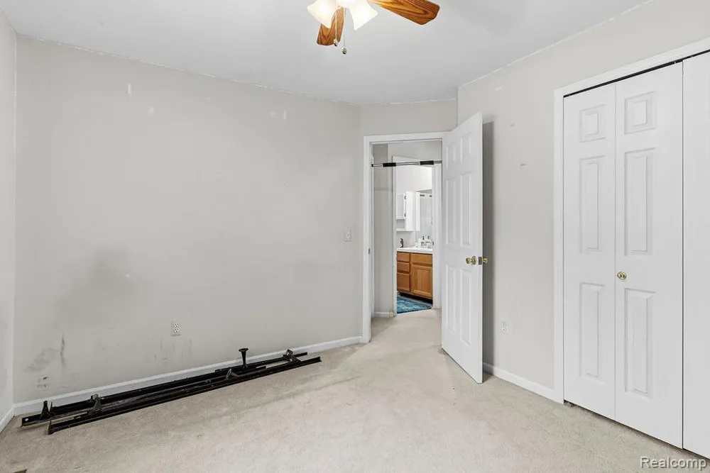 4713 Desert Bridge Court Highland Charter Township, MI 48356