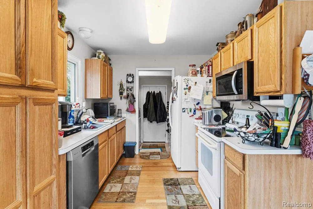 4713 Desert Bridge Court Highland Charter Township, MI 48356
