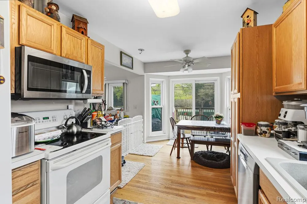 4713 Desert Bridge Court Highland Charter Township, MI 48356